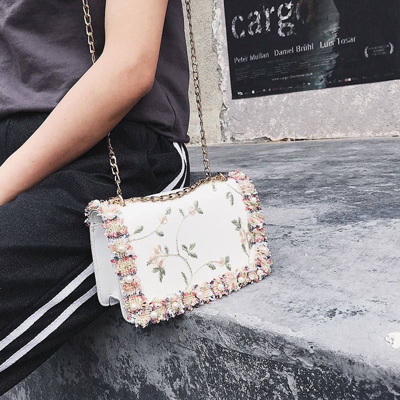 Women's Wild Messenger Bag Chain Shoulder Bag
