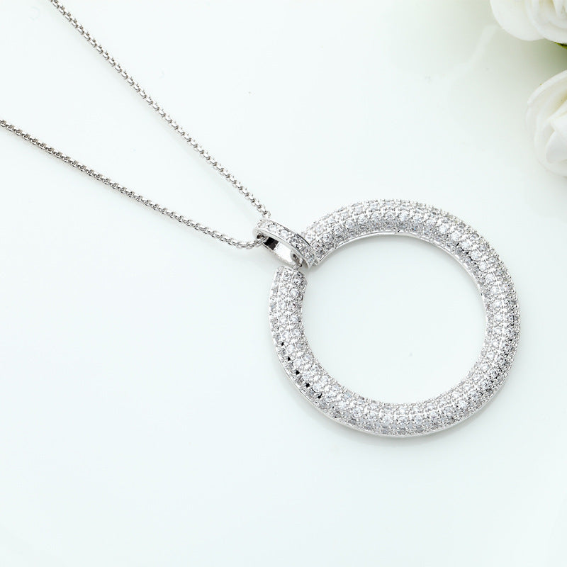 Fashion Simple Necklace With Zircon Inlaid Large Disc - Acquisti Online