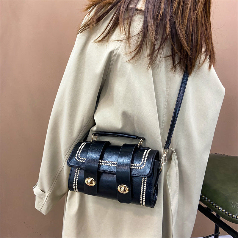Women's Versatile Fashion Portable Messenger Bag