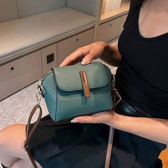 Women's fashion Genuine Leather Texture Small shoulder bag
