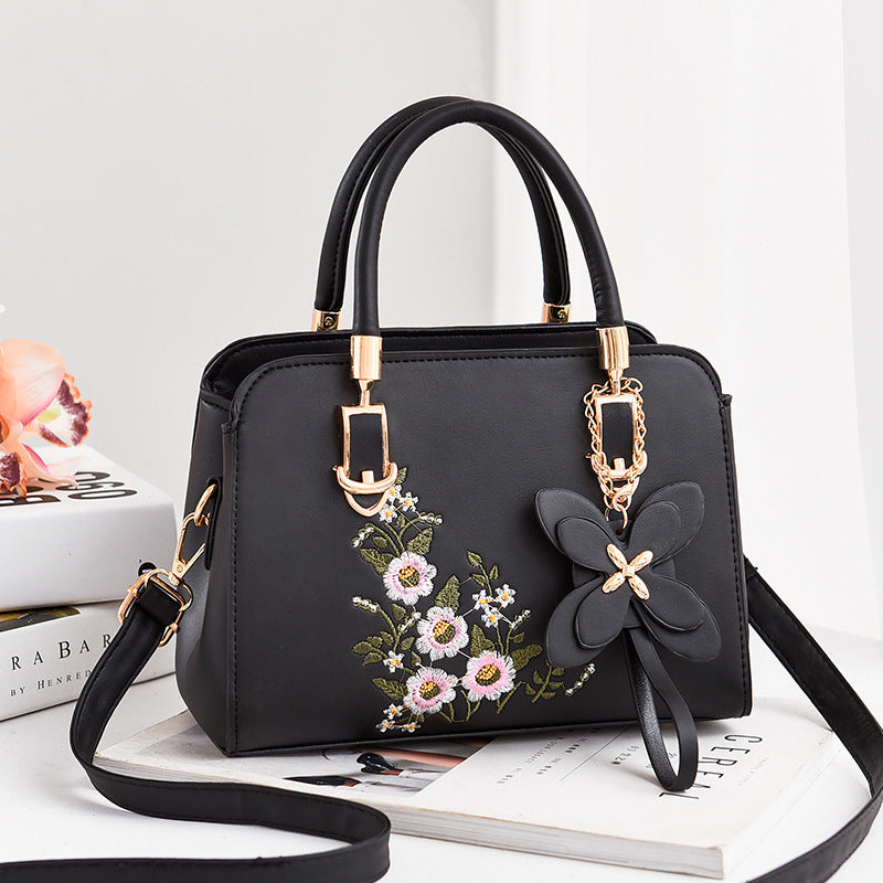 Fashionable Women's Bag - Acquisti Online