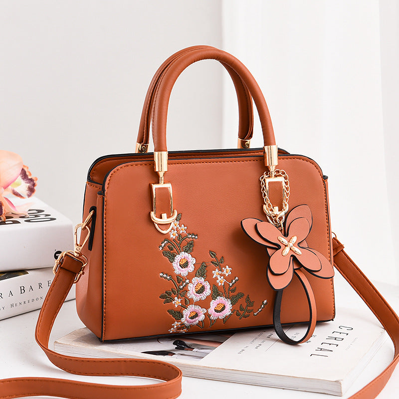Fashionable Women's Bag - Acquisti Online