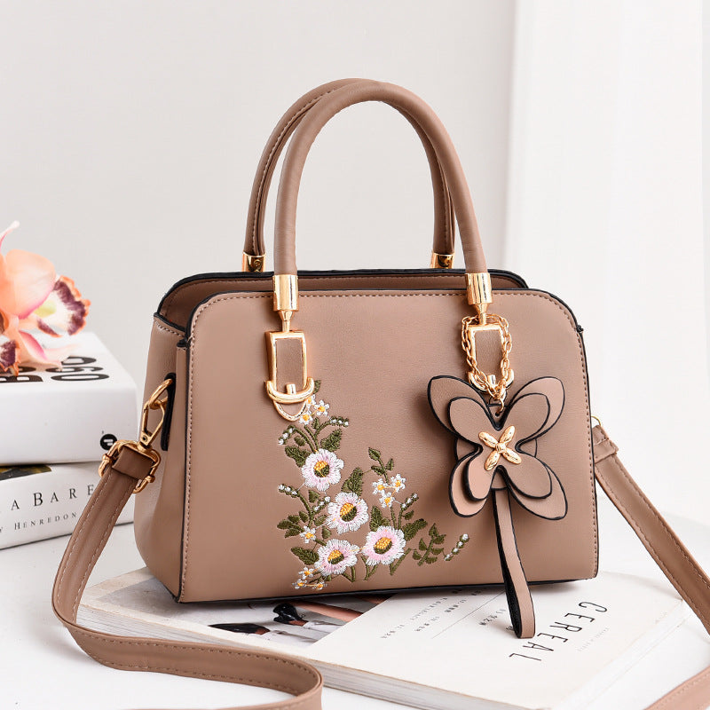 Fashionable Women's Bag - Acquisti Online
