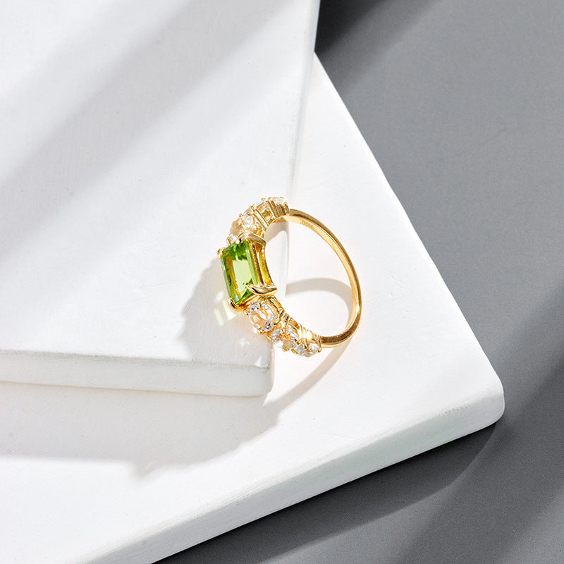 S925 Zilver Plating K Goud Ingelegde Rechthoekige Groene Olijf Ring