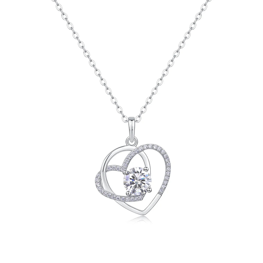 Women Luxury Necklace 925 Sterling Silver Heart Interlocking Moissanite Diamond Fashionable Women's Pendant Necklace