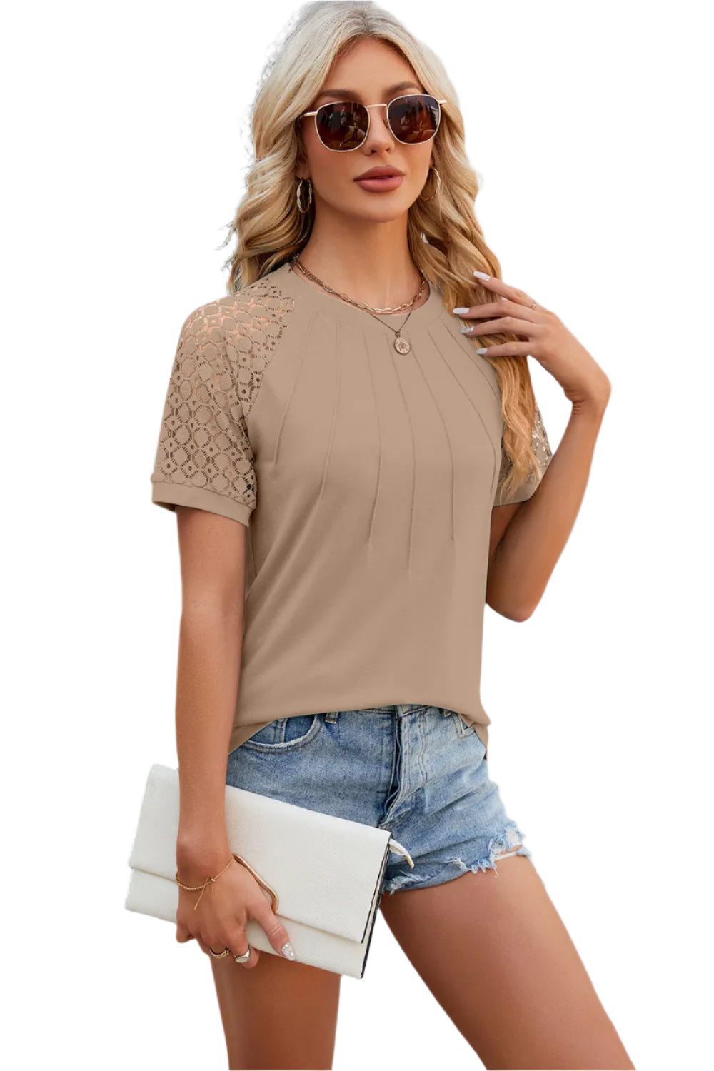 T-shirttop met ronde hals, kantpatchwork en korte mouwen voor dames