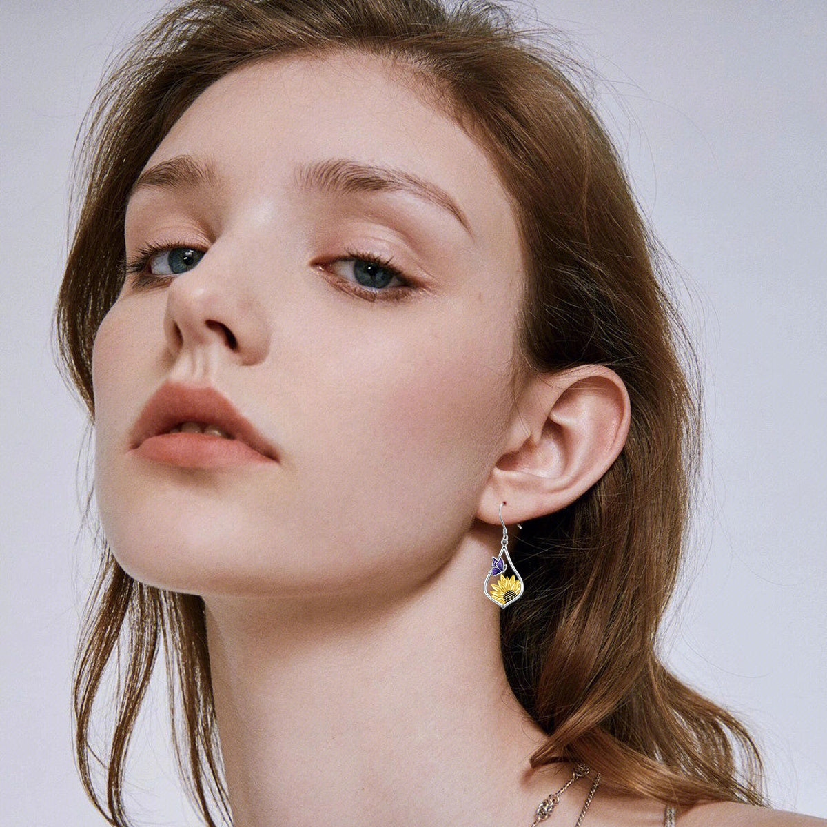 Sterling zilveren zonnebloem oorbellen met paarse vlinder, cadeau voor vrouwen