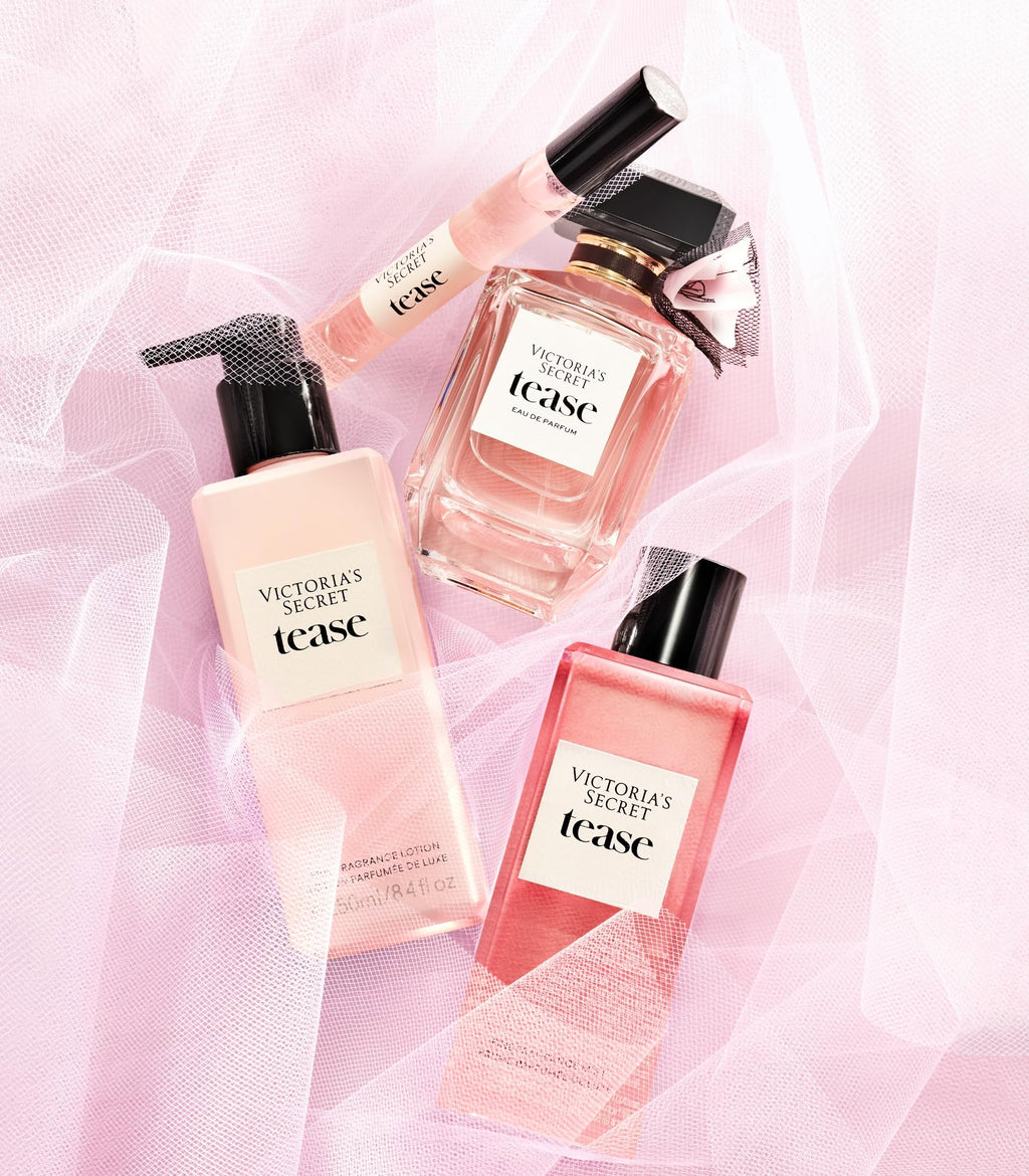 Victoria's Secret Tease Eau de Parfum, noten van witte gardenia, Anjou peer en zwarte vanille, parfums voor vrouwen (3,4 oz)
