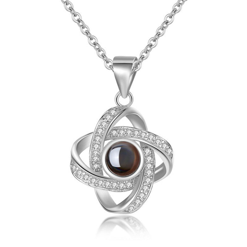 Women's Fashionable Necklace 925 Sterling Silver Crystal Four Leaf Clover Pendant Necklace Women's Nacklaces