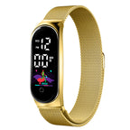 Orologio digitale intelligente alla moda con cinturino in maglia di acciaio inossidabile, orologio digitale con monitoraggio del fitness, orologio digitale con promemoria intelligente
