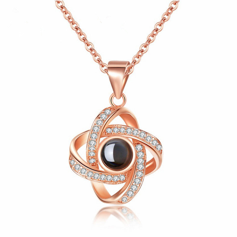 Women's Fashionable Necklace 925 Sterling Silver Crystal Four Leaf Clover Pendant Necklace Women's Nacklaces