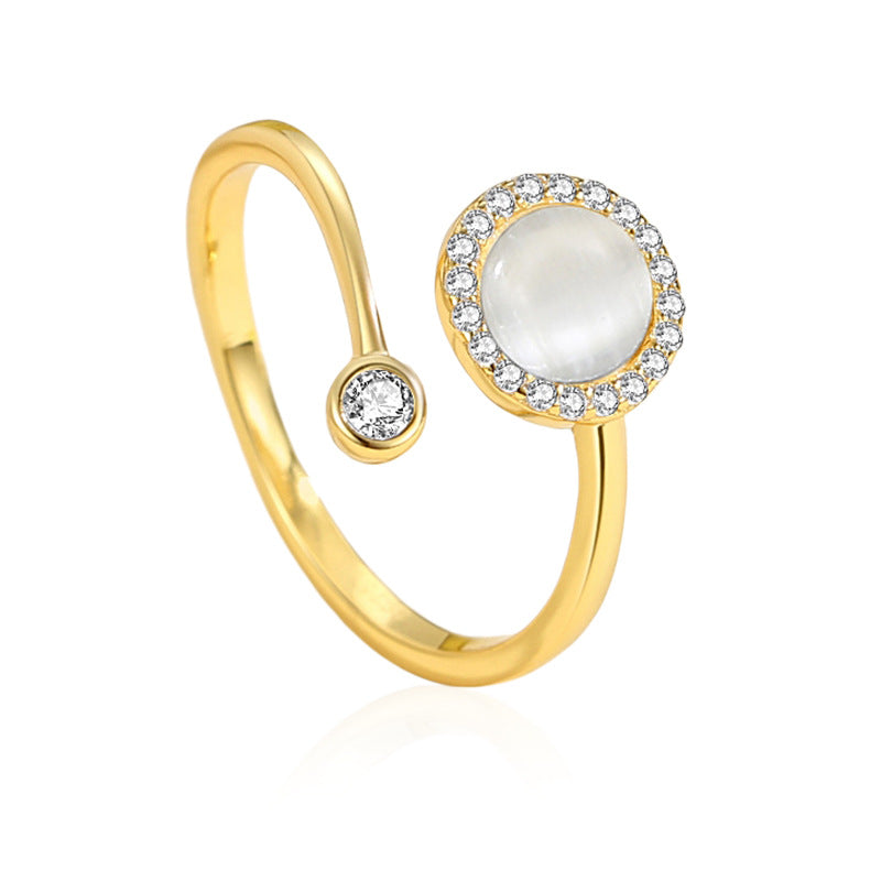 Fashionable and luxurious circular ring with geometric design high-end women's ring