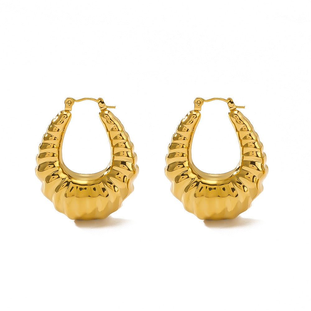 Croissantpatroonontwerp voor retro nichevrouwen