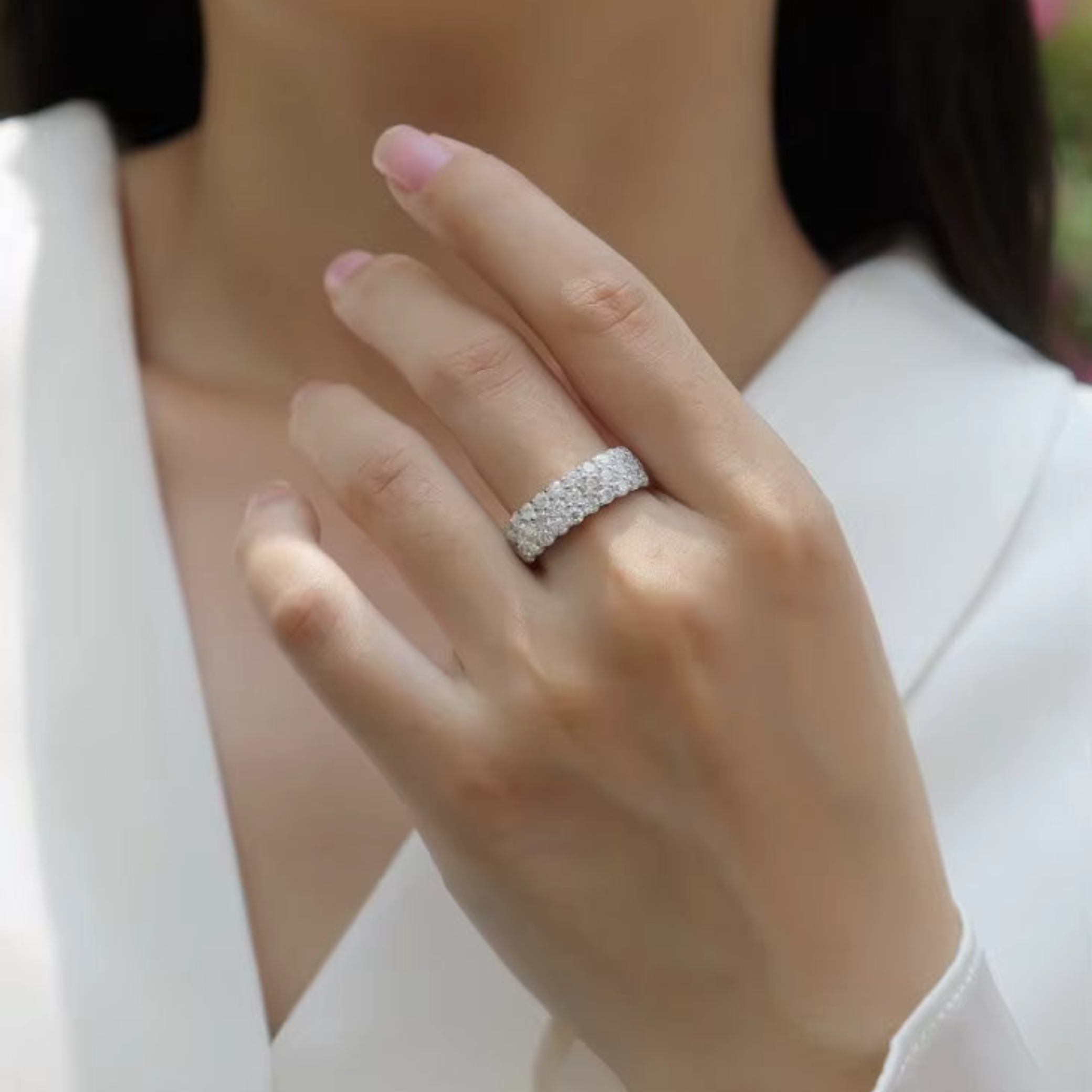 Luxe ring voor dames, sprankelende moissaniet pavé bandring, 18 karaat witgoud verguld, S925 sterling zilver, modieuze damesring