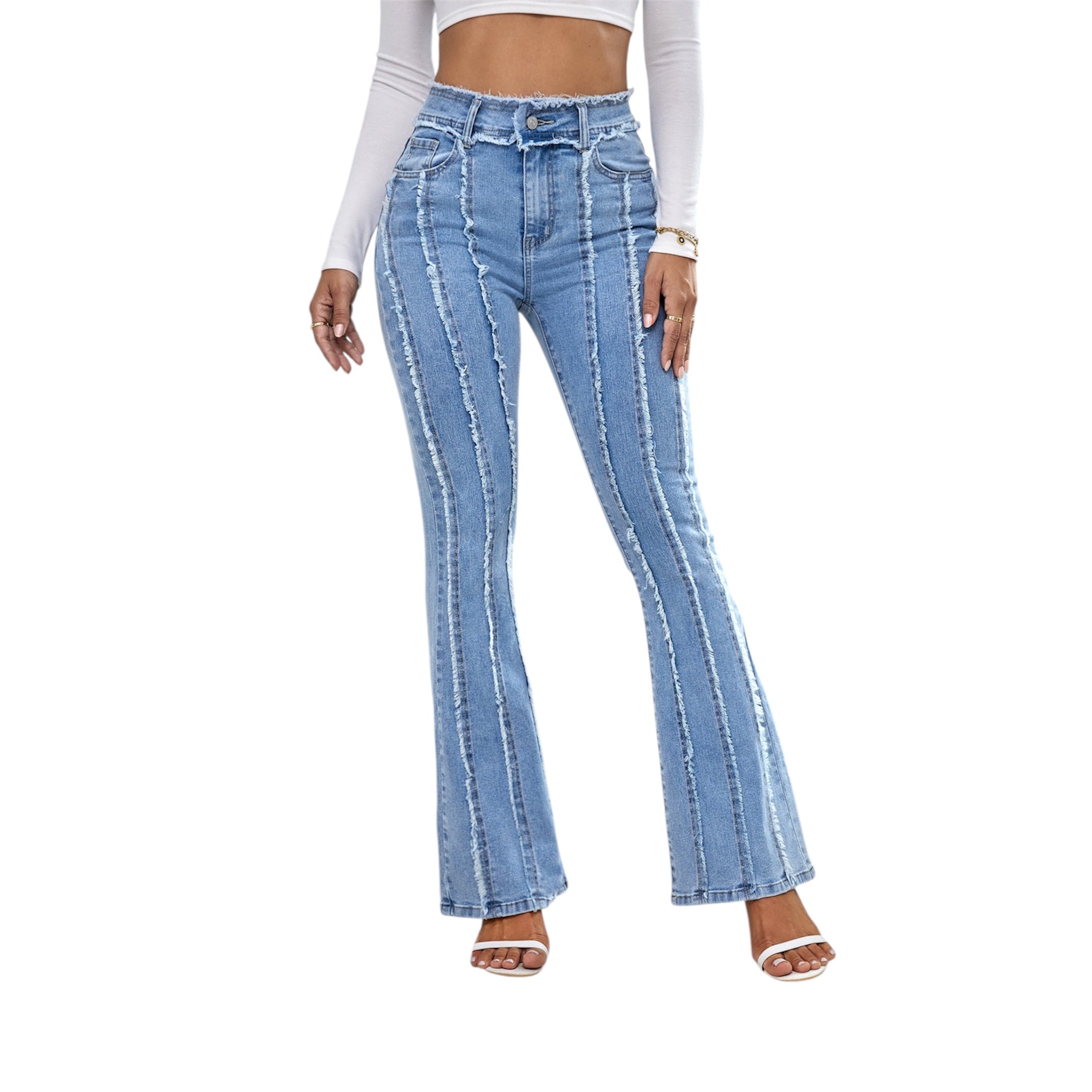 Jeans da donna in denim azzurro chiaro con pieghe e frange, taglio a stivaletto slim, bordo snellente e sollevante