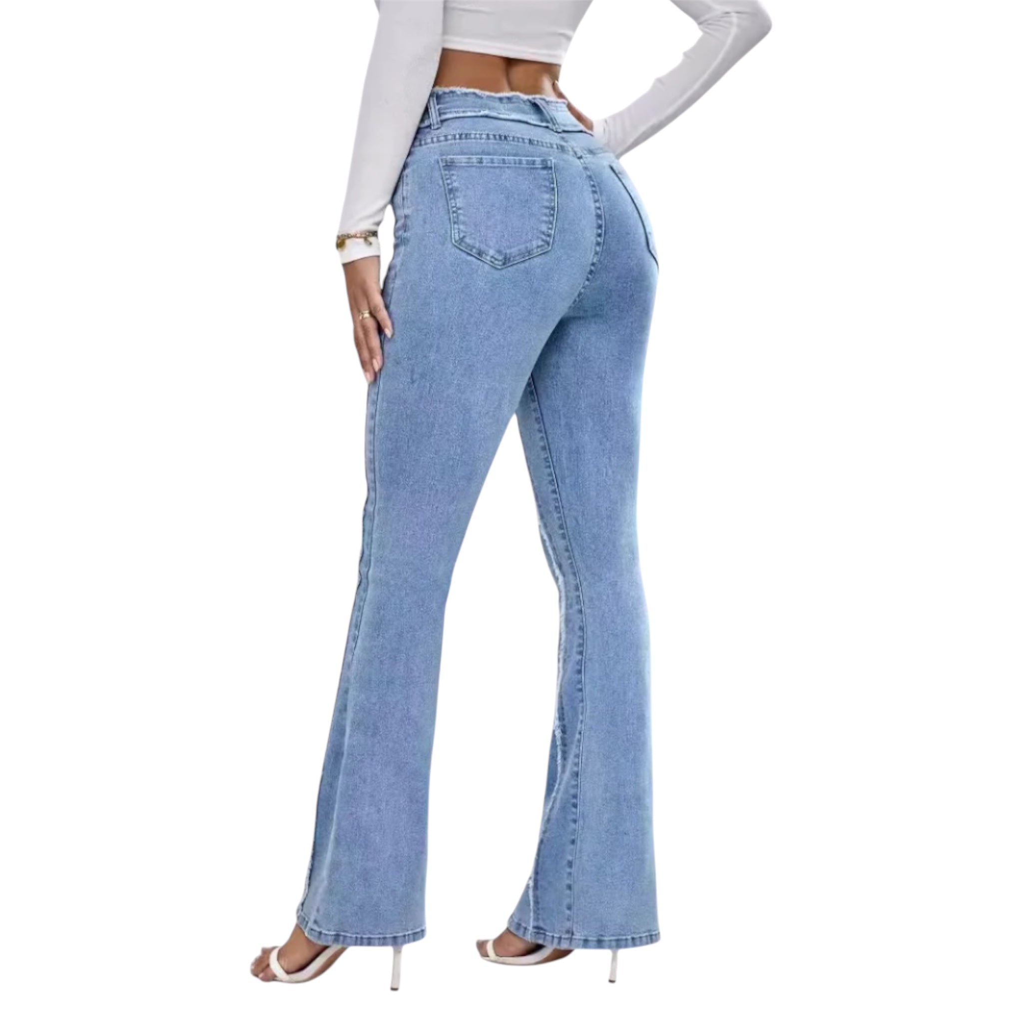 Jeans da donna in denim azzurro chiaro con pieghe e frange, taglio a stivaletto slim, bordo snellente e sollevante