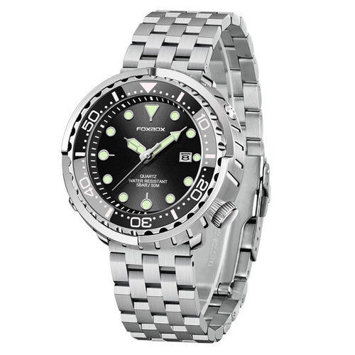 A silver-colored quartz watch with a blue luminous dial and calendar function, featuring a stainless steel bracelet.