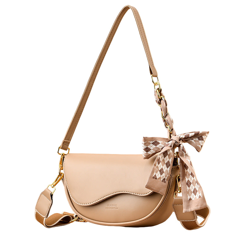 Women's Shoulder Bag Original Leather Large Capacity Crossbody Bag Zipper Lock Women's Fashion Underarm Saddle Bag