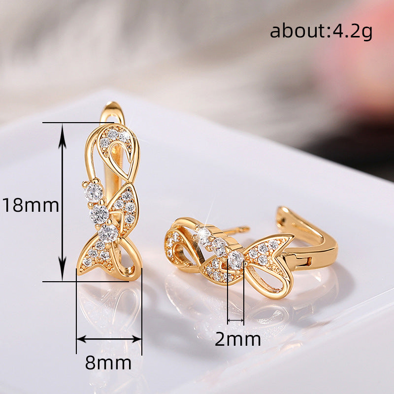 Micro Inlaid Zircon Flower Twist Small Light Luxury Ear Clip