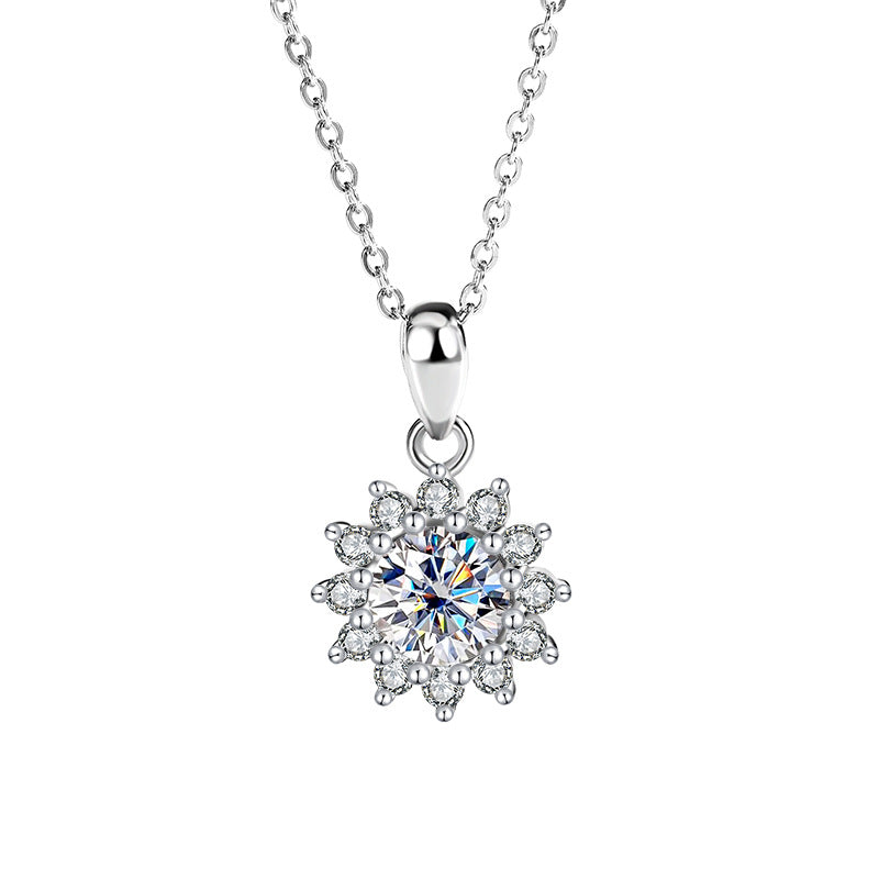 Luxe damesketting met hanger van 925 sterlingzilver, ingelegd met moissaniet en diamant en zonnebloemkleurige zirkonia.