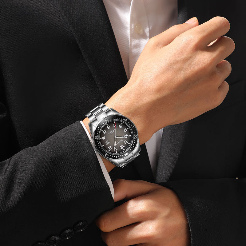 Men's Waterproof Luminous Calendar Quartz Watch Leather Strip