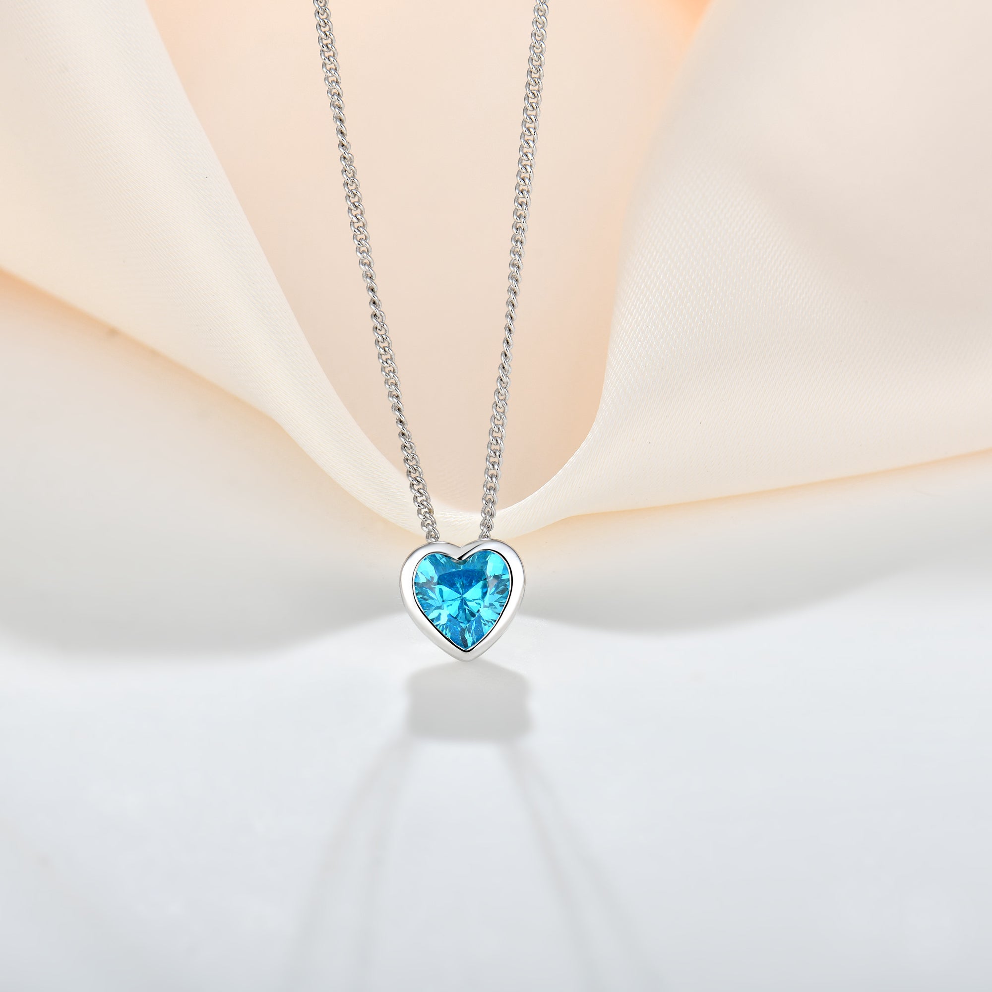 Women Luxury Necklace Ocean Heart S925 Sterling Silver Inlaid Zircon Heart-shaped Collarbone Fashion Women Necklace