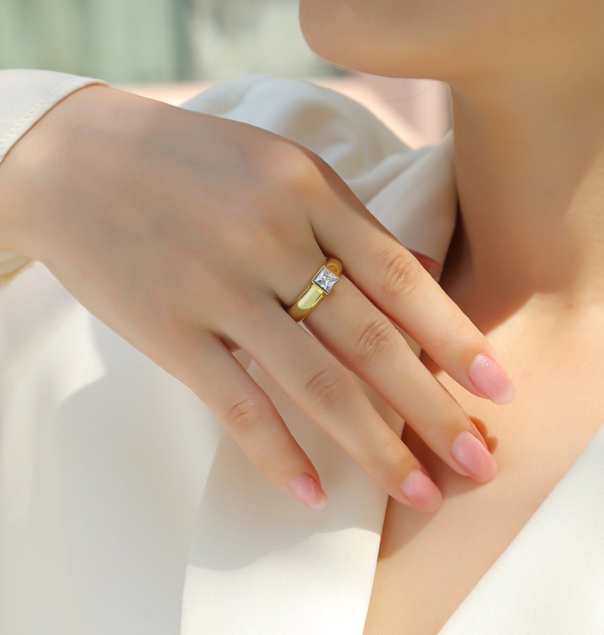 Women Luxury Ring Square Moissanite Diamond Ring S925 Sterling Silver Ring 18K Plated Women Engagement Silver Ring