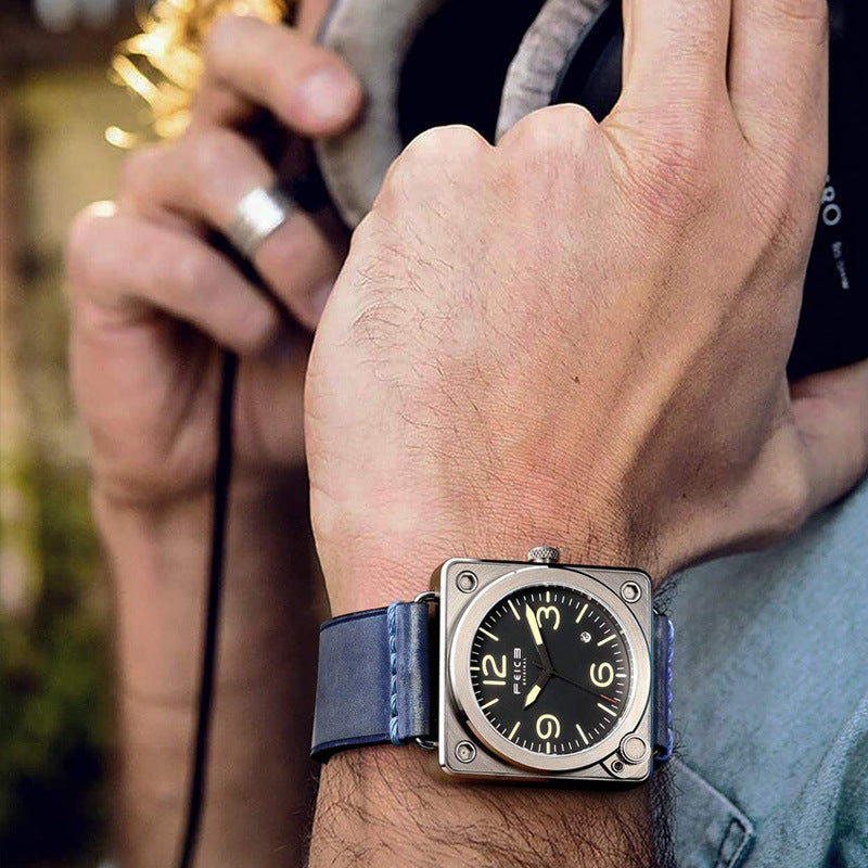 Orologio da polso alla moda con quadrante quadrato grande e meccanismo automatico