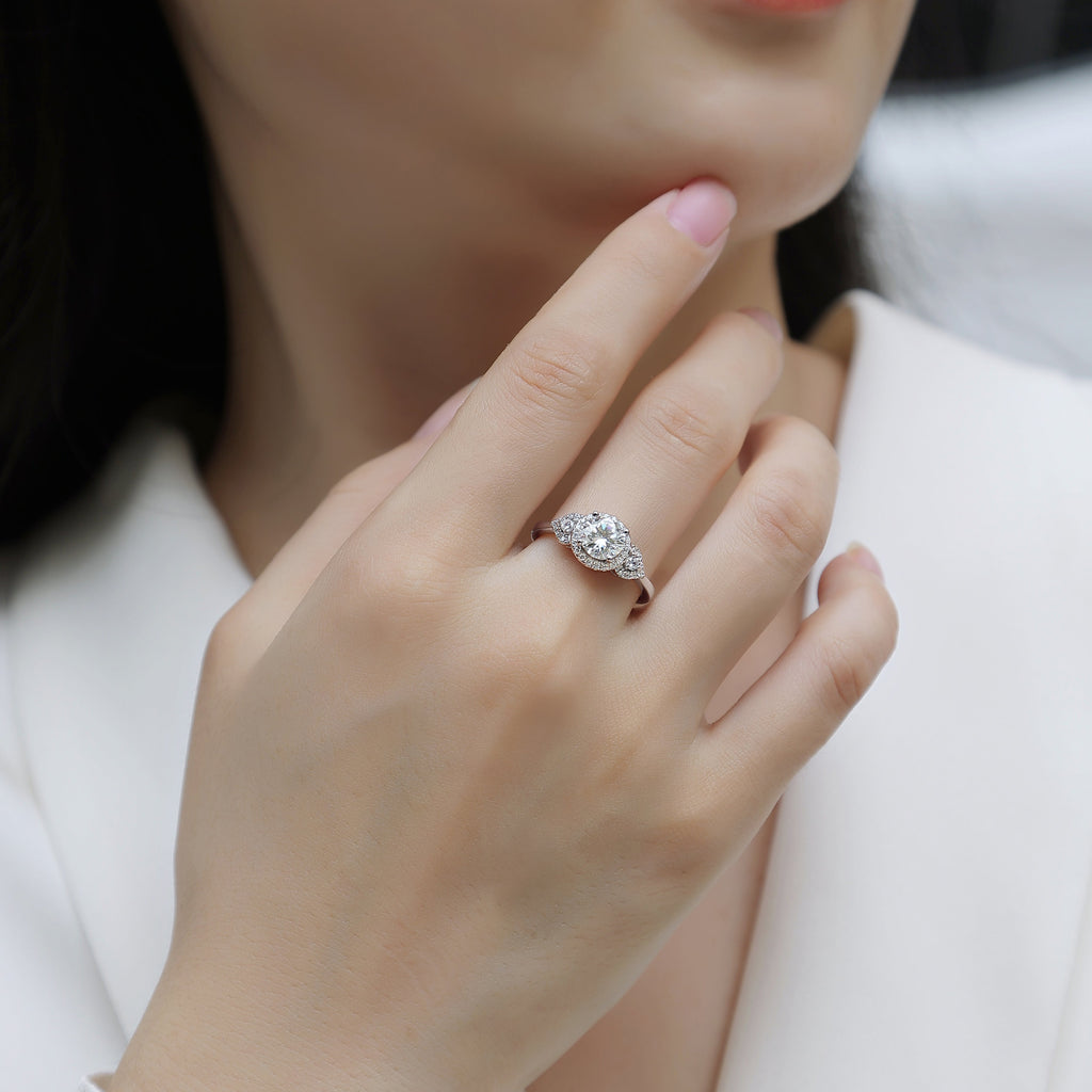 Women Luxury Ring Moissanite Large Diamond 925 Sterling Silver Rhodium Plated Ring Classics Design Engagement Ring