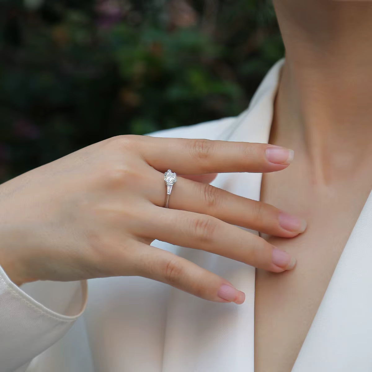 Women Luxury Ring Moissanite Diamond 925 Sterling Silver Ring Gold Silver High-End Jewelry Women Enagagement Ring